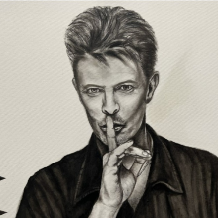 Wspomina Davida Bowiego